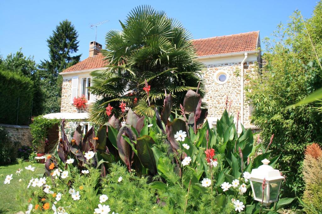Chambres D'Hotes Le Petit Nailly Magny-les-Hameaux Exteriér fotografie